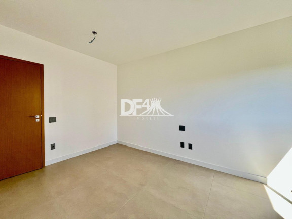 Imagem Imóvel com 3 Quartos à Venda, 190 m² em Norte (águas Claras) - Brasília Imagem Imóvel com 3 Quartos à Venda, 190 m² em Norte (águas Claras) - Brasília