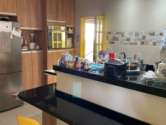 Imóvel Comercial à Venda, 742 m² em Jardim Roma - Pirassununga