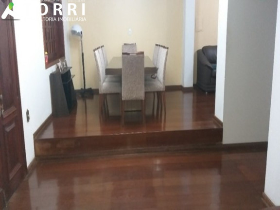 Imagem Sobrado com 3 Quartos à Venda, 350 m² em Vila Assis - Sorocaba Imagem Sobrado com 3 Quartos à Venda, 350 m² em Vila Assis - Sorocaba