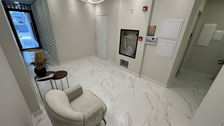 Imagem Apartamento com 3 Quartos à Venda, 100 m² em Meia Praia - Itapema