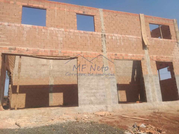 Imagem Casa com 2 Quartos à Venda, 398 m² em Jardim Girassol - Pirassununga