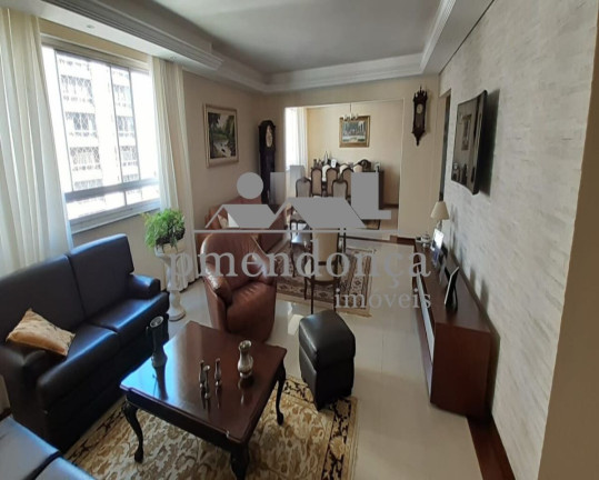 Apartamento com 3 Quartos à Venda, 210 m² em Santa Cecília - São Paulo