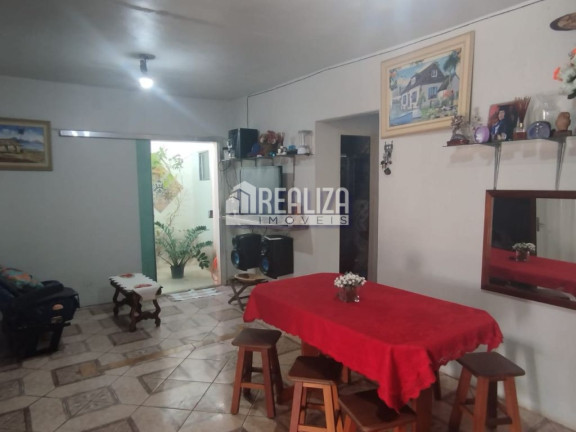 Imagem Casa com 2 Quartos à Venda, 220 m² em Cidade Ozanan - Uberaba Imagem Casa com 2 Quartos à Venda, 220 m² em Cidade Ozanan - Uberaba