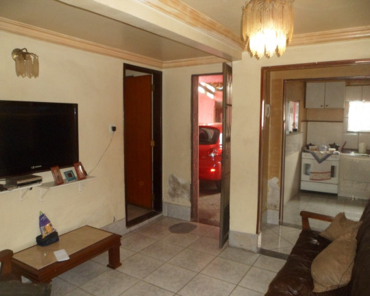 Imagem Casa com 6 Quartos à Venda, 120 m² em Jardim Tropical - Nova Iguaçu Imagem Casa com 6 Quartos à Venda, 120 m² em Jardim Tropical - Nova Iguaçu