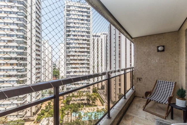 Imagem Apartamento com 3 Quartos para Alugar, 120 m² em Moema - São Paulo Imagem Apartamento com 3 Quartos para Alugar, 120 m² em Moema - São Paulo