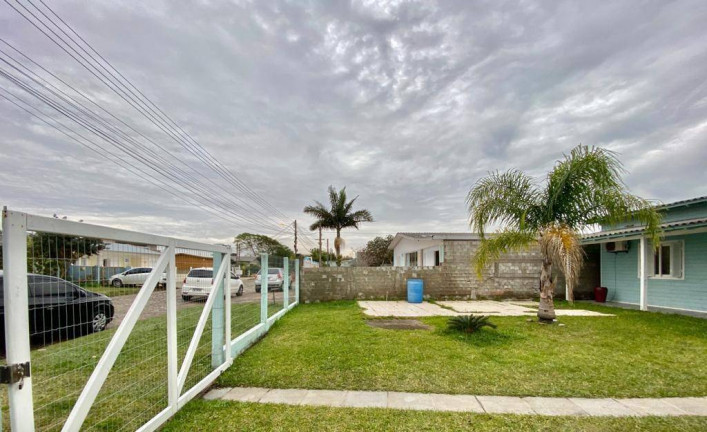 Imagem Casa com 3 Quartos à Venda, 220 m² em Zona Nova - Capão Da Canoa
