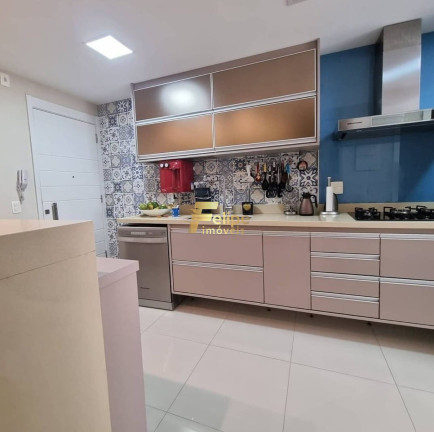 Imagem Imóvel com 3 Quartos à Venda, 100 m² em Praia Da Costa - Vila Velha Imagem Imóvel com 3 Quartos à Venda, 100 m² em Praia Da Costa - Vila Velha