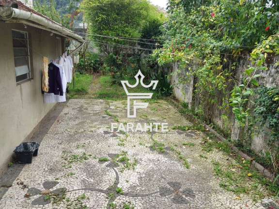 Sobrado com 3 Quartos à Venda, 160 m² em Marapé - Santos