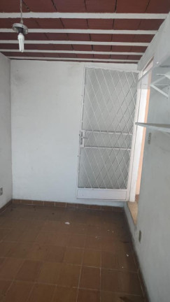 Imagem Casa com 3 Quartos à Venda, em Campo Grande - Rio De Janeiro Imagem Casa com 3 Quartos à Venda, em Campo Grande - Rio De Janeiro