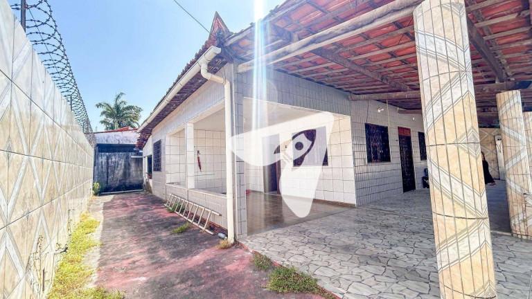 Imagem Casa com 4 Quartos à Venda, 177 m² em Manuel Sátiro - Fortaleza Imagem Casa com 4 Quartos à Venda, 177 m² em Manuel Sátiro - Fortaleza
