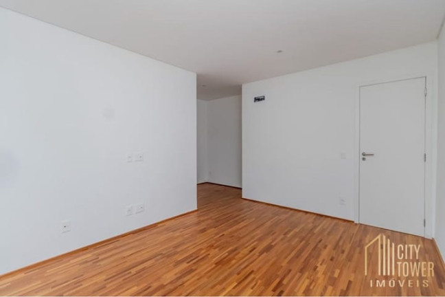 Imagem Casa com 3 Quartos à Venda, 318 m² em Jardim Paulista - São Paulo Imagem Casa com 3 Quartos à Venda, 318 m² em Jardim Paulista - São Paulo
