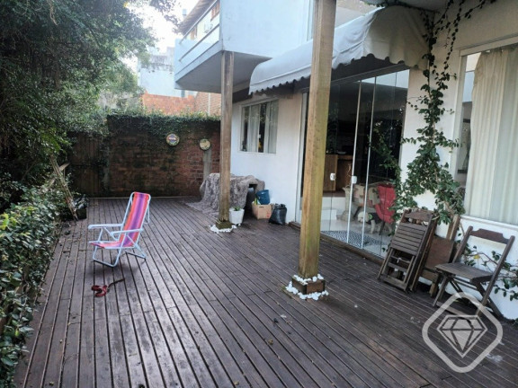 Imagem Casa com 3 Quartos à Venda,  em Ipanema - Porto Alegre