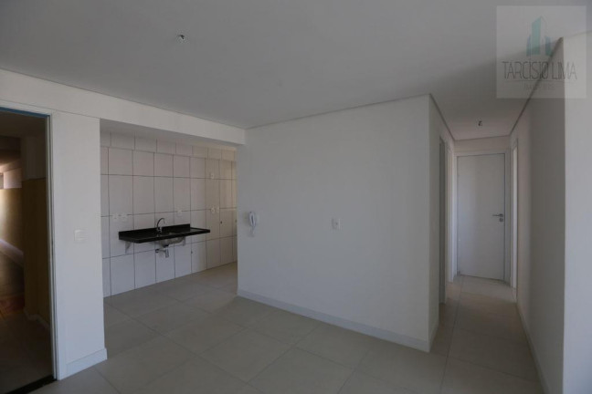 Imagem Apartamento com 3 Quartos à Venda, 71 m²em Guararapes - Fortaleza