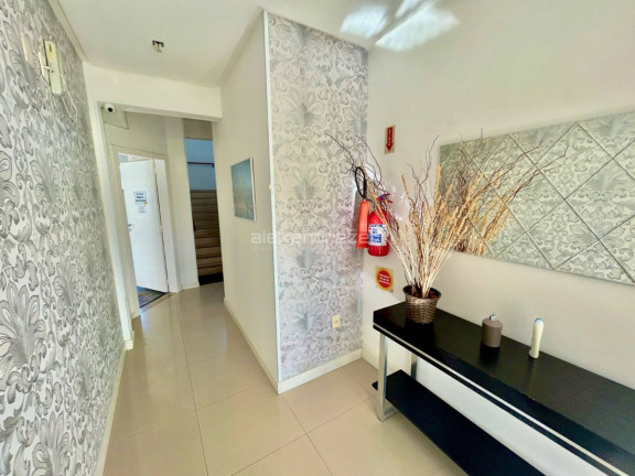 Imagem Cobertura com 3 Quartos à Venda, 285 m² em Bombas - Bombinhas