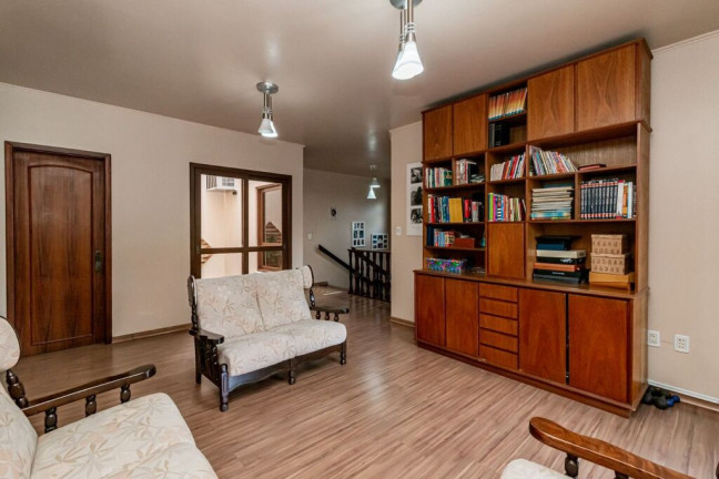 Imagem Casa com 3 Quartos à Venda, 270 m² em Partenon - Porto Alegre