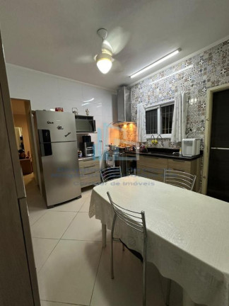 Imagem Casa com 2 Quartos à Venda, 59 m² em Guilhermina - Praia Grande Imagem Casa com 2 Quartos à Venda, 59 m² em Guilhermina - Praia Grande