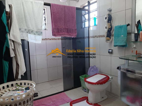 Imagem Casa com 2 Quartos à Venda, 250 m² em Itaóca - Mongaguá