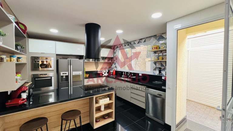 Imagem Casa com 13 Quartos à Venda, 4.189 m² em Caraguatá - Mairiporã Imagem Casa com 13 Quartos à Venda, 4.189 m² em Caraguatá - Mairiporã