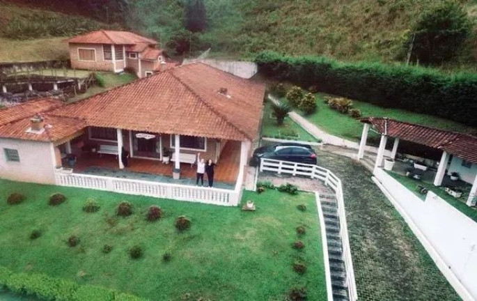 Chácara com 10 Quartos à Venda, 1.500 m² em Zona Rural - Cunha
