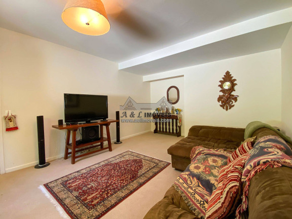 Imagem Casa com 6 Quartos à Venda, 700 m² em Alto Capivari - Campos Do Jordão
