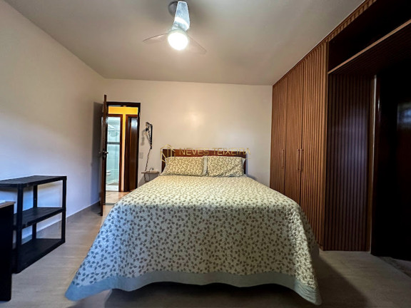 Imagem Casa com 4 Quartos à Venda, 650 m² em Park Way - Brasília