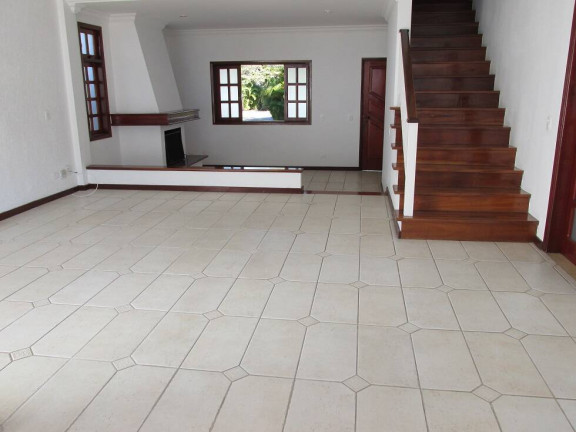 Imagem Casa com 5 Quartos à Venda ou Locação, 360 m² em Alphaville - Santana De Parnaíba Imagem Casa com 5 Quartos à Venda ou Locação, 360 m² em Alphaville - Santana De Parnaíba