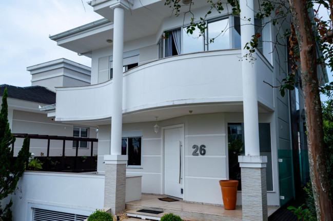 Imagem Casa com 3 Quartos à Venda, 296 m² em Pedra Branca - Palhoça
