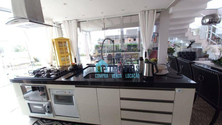Imagem Sobrado com 4 Quartos à Venda, 290 m² em Tramandaí - Tramandaí Imagem Sobrado com 4 Quartos à Venda, 290 m² em Tramandaí - Tramandaí