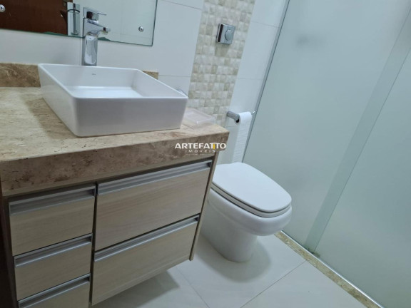 Imagem Casa com 3 Quartos à Venda, 200 m²