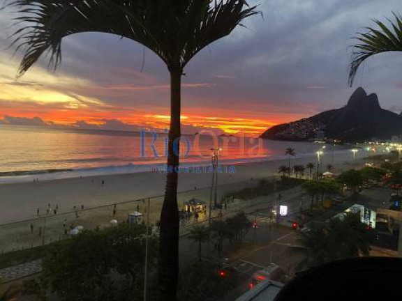 Imagem Cobertura com 4 Quartos à Venda, 670 m² em Ipanema - Rio De Janeiro