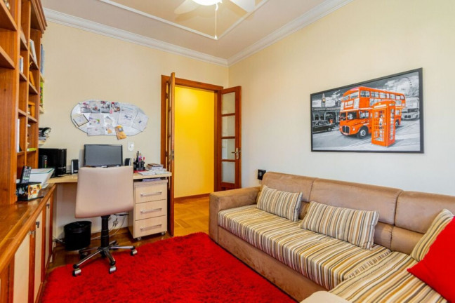 Imagem Imóvel com 3 Quartos à Venda, 150 m² em Jardim Planalto - Porto Alegre