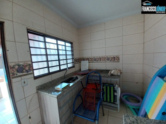 Imagem Casa com 3 Quartos à Venda, 300 m² em Jardim São José - Goiânia Imagem Casa com 3 Quartos à Venda, 300 m² em Jardim São José - Goiânia