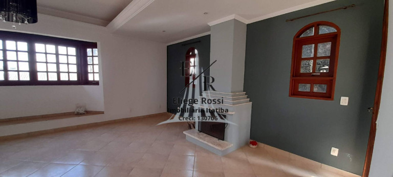 Imagem Casa com 4 Quartos à Venda,  em Itatiba