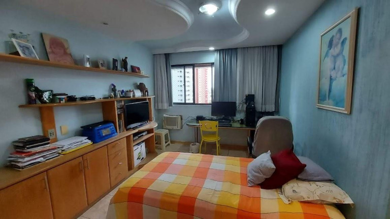 Imagem Imóvel com 4 Quartos à Venda, 240 m² em Parnamirim - Recife