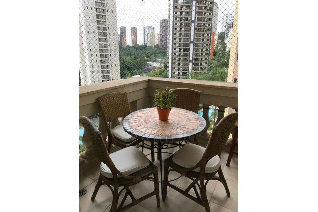Imagem Apartamento com 4 Quartos à Venda, 146 m² em Vila Suzana - São Paulo