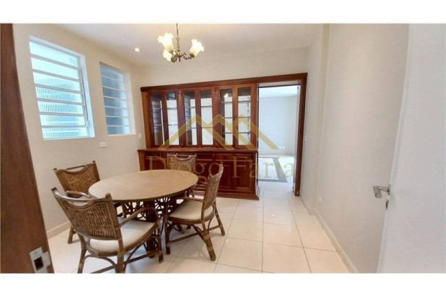 Imagem Casa com 3 Quartos para Alugar, 450 m² em Vila Nova Conceição - São Paulo Imagem Casa com 3 Quartos para Alugar, 450 m² em Vila Nova Conceição - São Paulo