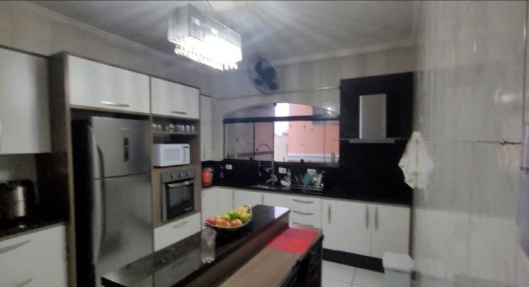 Imagem Sobrado com 5 Quartos à Venda, 703 m² em Cidade Edson - Suzano Imagem Sobrado com 5 Quartos à Venda, 703 m² em Cidade Edson - Suzano