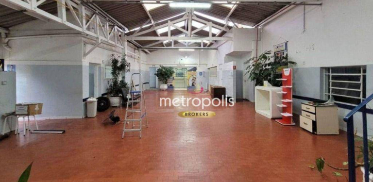 Edifício Residencial à Venda ou Locação, 1.250 m² em Centro - Santo André