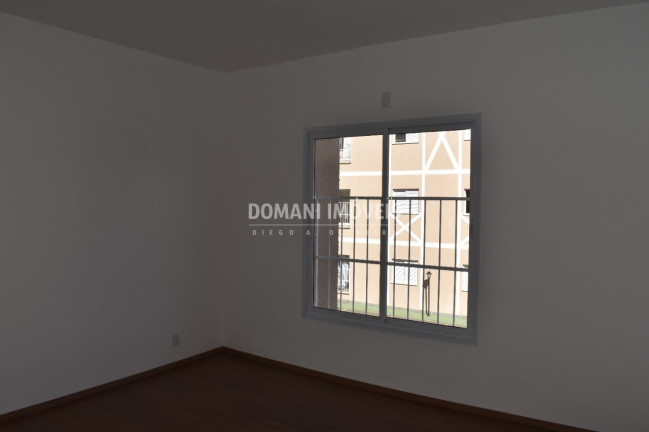 Imagem Imóvel com 2 Quartos à Venda, 55 m² em Região Da Abernéssia - Campos Do Jordão Imagem Imóvel com 2 Quartos à Venda, 55 m² em Região Da Abernéssia - Campos Do Jordão