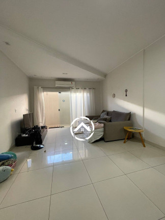 Imagem Casa com 4 Quartos à Venda, 420 m² em Jardim Cuiabá - Cuiabá