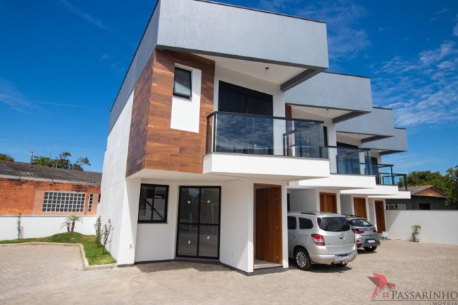 Sobrado com 2 Quartos à Venda, 89 m² em Praia Da Cal - Torres