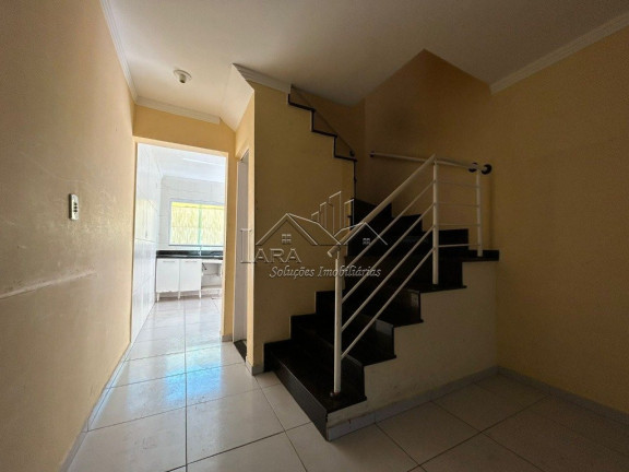 Imagem Casa de Condomínio com 3 Quartos à Venda, em Vila Carmosina - São Paulo Imagem Casa de Condomínio com 3 Quartos à Venda, em Vila Carmosina - São Paulo