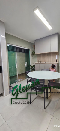 Imagem Sobrado com 3 Quartos à Venda, 180 m² em Vila Mazzei - São Paulo