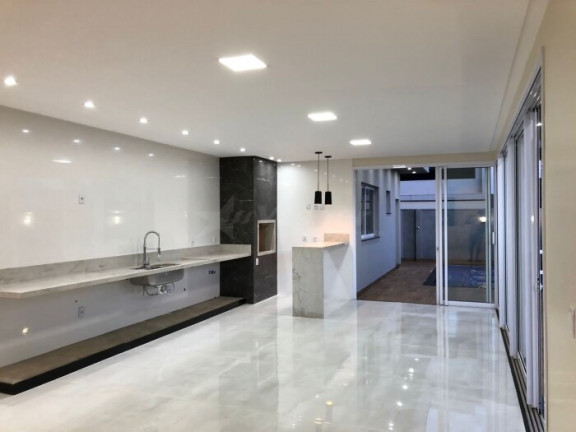 Imagem Casa com 4 Quartos à Venda, 213 m² em Residencial Goiânia Golfe Clube - Goiânia Imagem Casa com 4 Quartos à Venda, 213 m² em Residencial Goiânia Golfe Clube - Goiânia