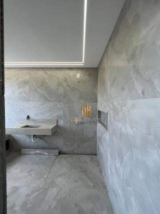 Imagem Sobrado com 3 Quartos à Venda, 231 m² em Residencial Balneário - Goiânia