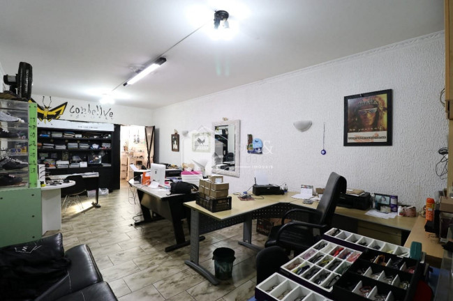 Imagem Casa com 8 Quartos à Venda, 500 m² em Vila Ipojuca - São Paulo Imagem Casa com 8 Quartos à Venda, 500 m² em Vila Ipojuca - São Paulo