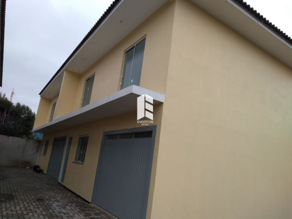 Imagem Casa com 3 Quartos à Venda,  em Pinheiro Machado - Santa Maria