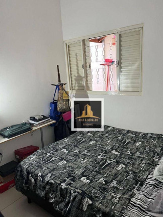 Imagem Casa com 3 Quartos à Venda, 77 m² em Jardim Santa Júlia - São José Dos Campos Imagem Casa com 3 Quartos à Venda, 77 m² em Jardim Santa Júlia - São José Dos Campos