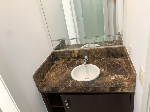 Imagem Apartamento com 3 Quartos à Venda, 118 m² em Centro - Balneário Camboriú Imagem Apartamento com 3 Quartos à Venda, 118 m² em Centro - Balneário Camboriú