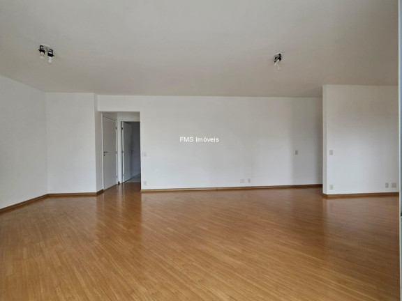 Imagem Imóvel com 4 Quartos à Venda, 143 m² em Ipiranga - São Paulo Imagem Imóvel com 4 Quartos à Venda, 143 m² em Ipiranga - São Paulo